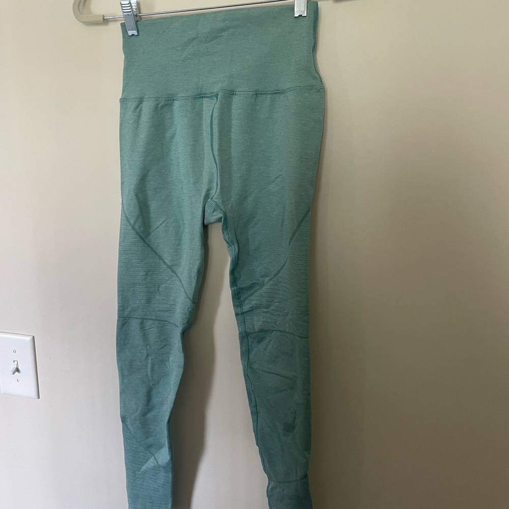 Alphalete Mint Leggings